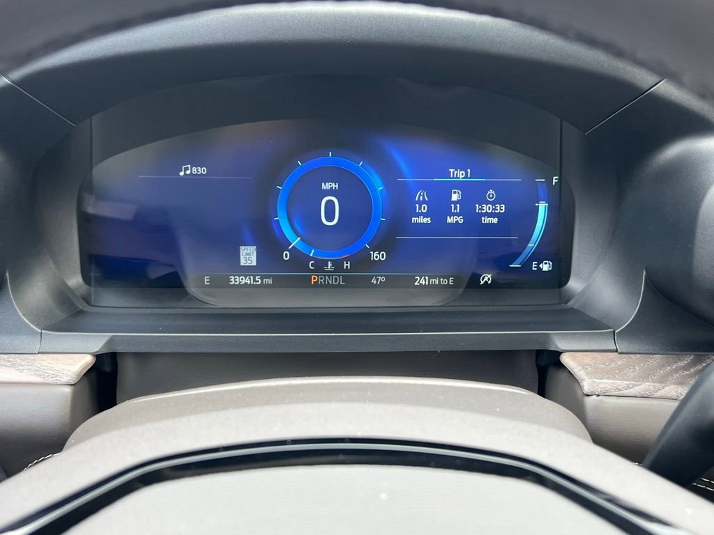 Certified 2022 Ford Explorer Platinum w/ Equipment Group 601A image 24