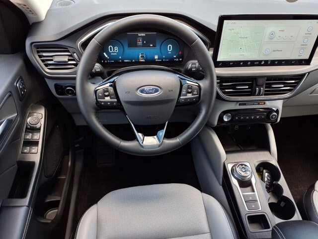 Certified 2024 Ford Escape Platinum AWD/4WD image 6