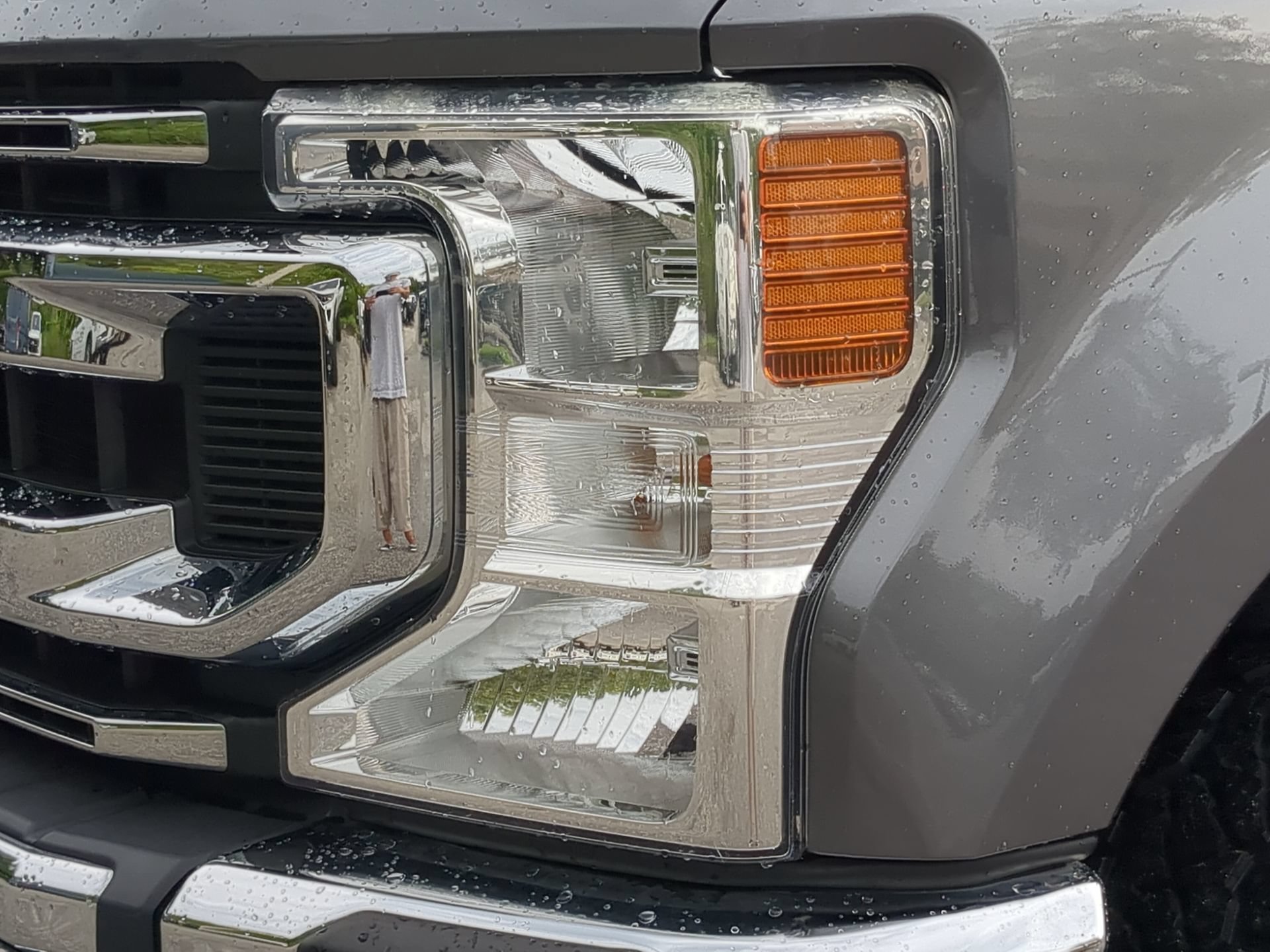 Certified 2021 Ford F250 XLT w/ XLT Premium Package AWD/4WD image 44