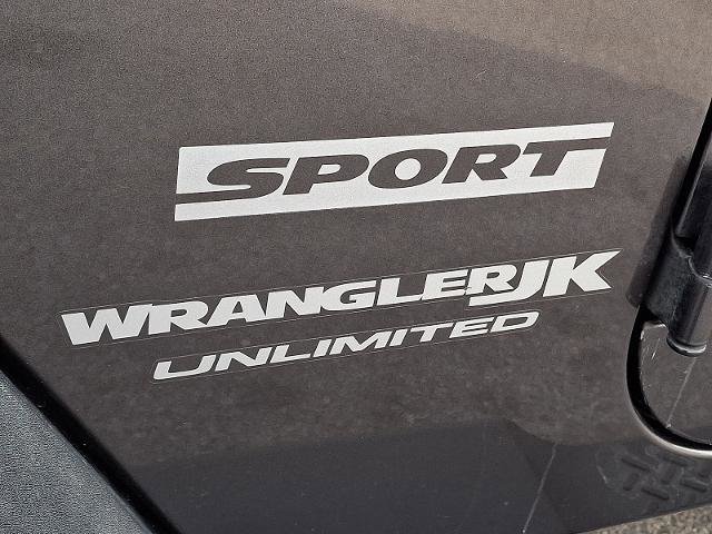 Used 2018 Jeep Wrangler Unlimited Sport S image 28