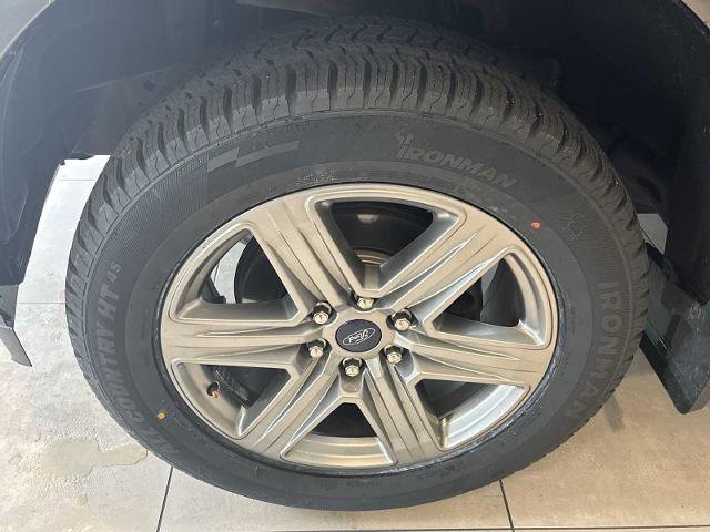 Certified 2018 Ford F150 Lariat w/ Equipment Group 502A Luxury AWD/4WD image 32