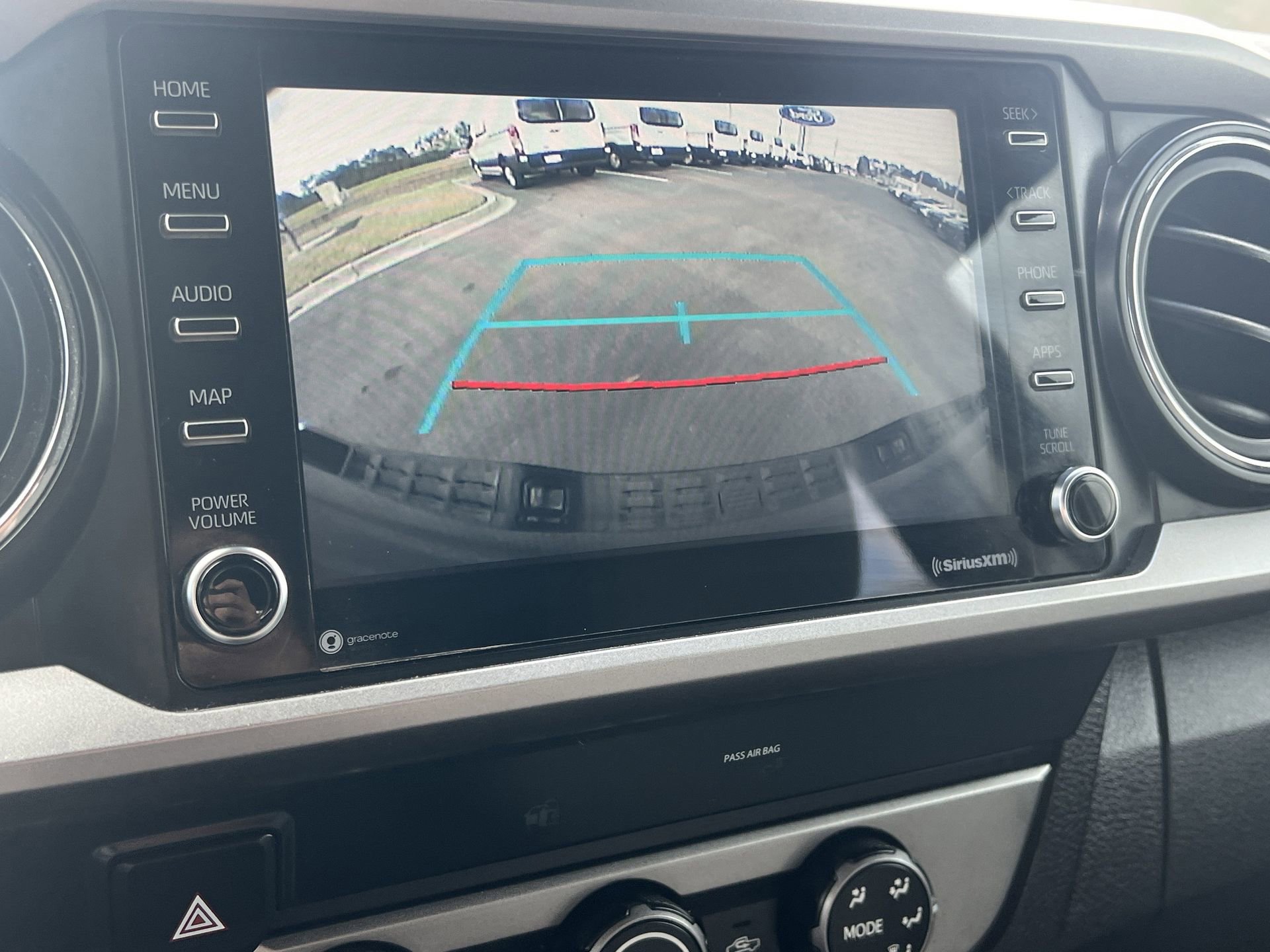 Used 2020 Toyota Tacoma 4x4 Double Cab image 10