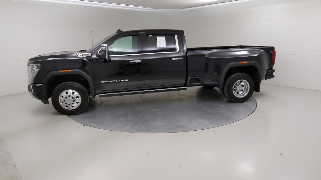 Used 2024 GMC Sierra 3500 Denali w/ Denali Reserve Package AWD/4WD image 19
