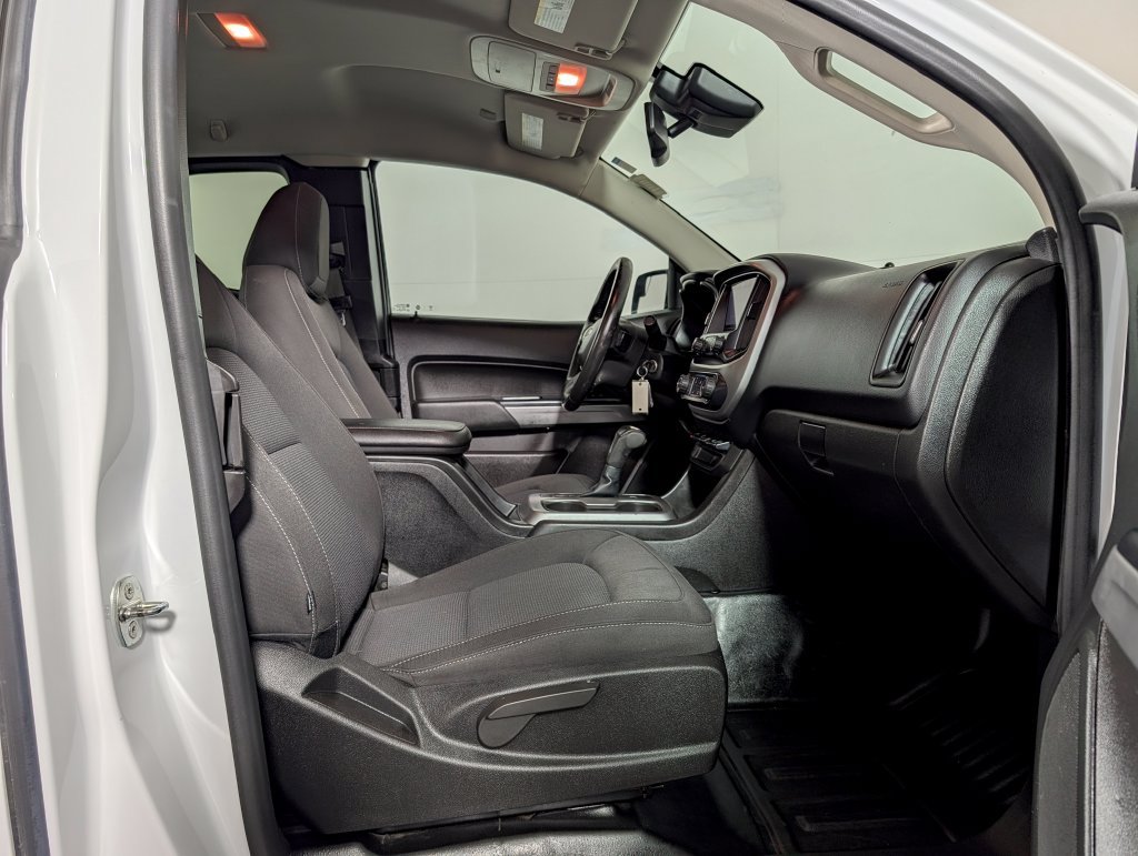 Used 2021 Chevrolet Colorado LT w/ Fleet Safety Package RWD image 11