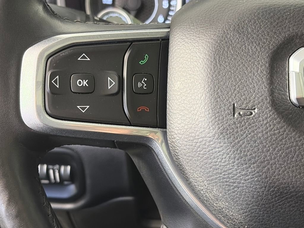 Used 2019 RAM 1500 Laramie image 17