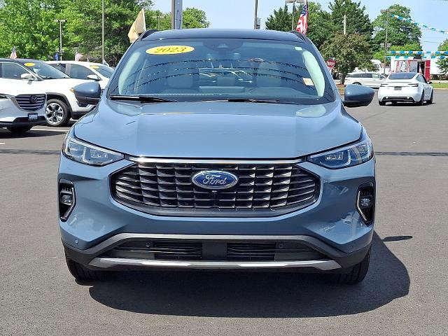 Certified 2023 Ford Escape Platinum AWD/4WD image 2