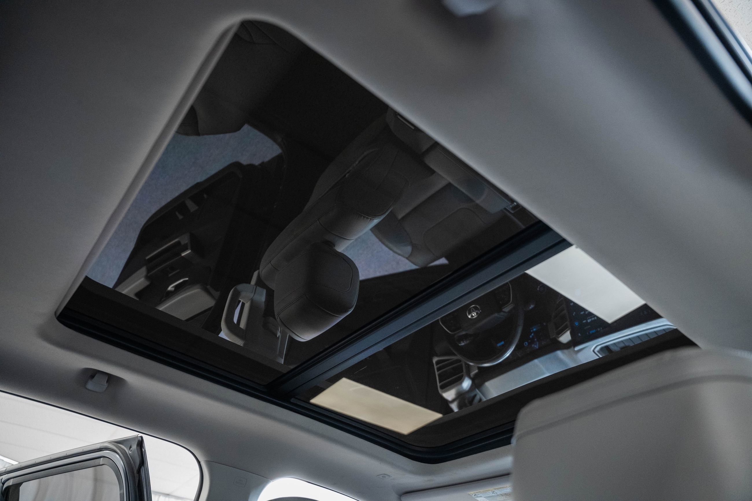 Used 2024 Toyota Tundra Limited image 41