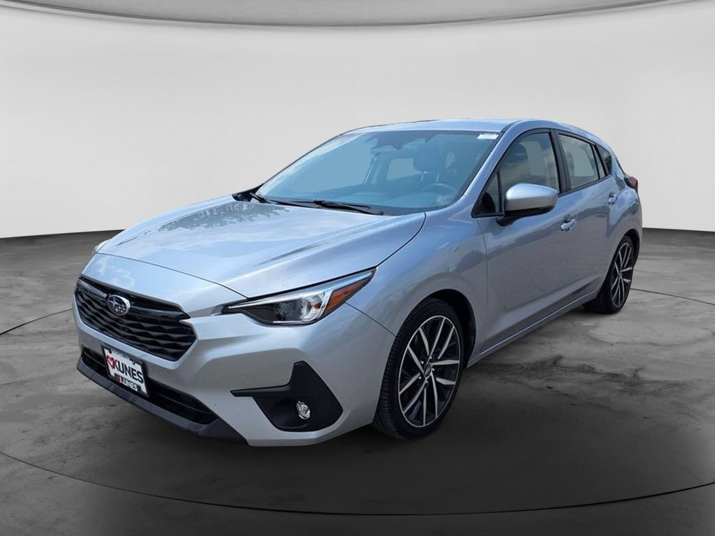 Used 2024 Subaru Impreza 2.0i Sport AWD/4WD image 3