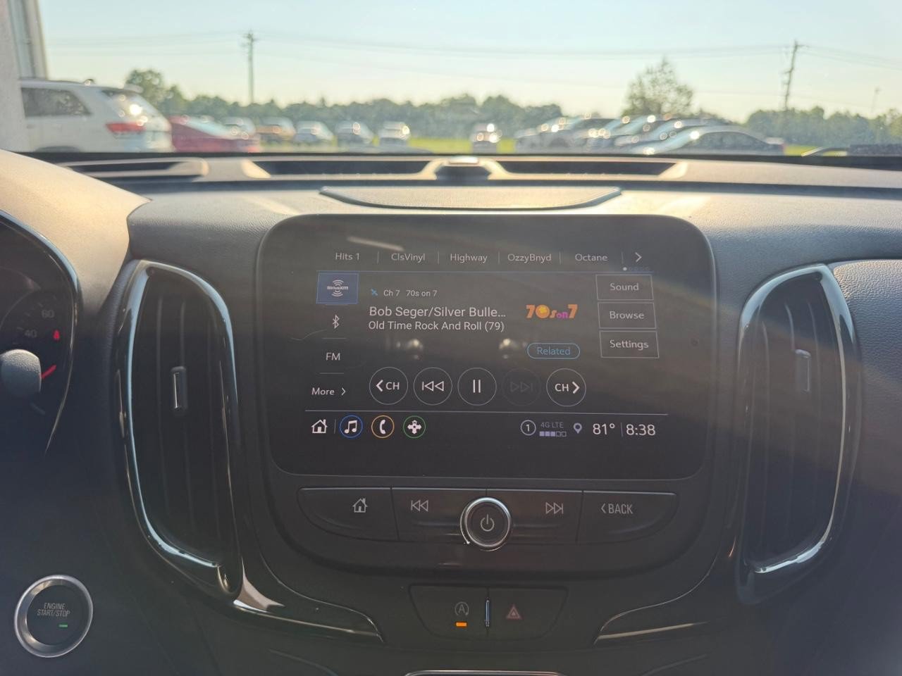 Used 2023 Chevrolet Equinox RS w/ RS Leather Package AWD/4WD image 15