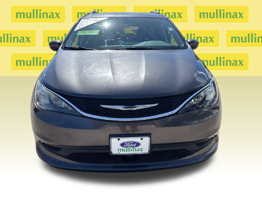 Used 2021 Chrysler Voyager Lxi FWD image 10