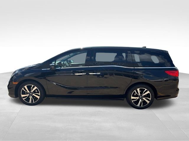 Used 2018 Honda Odyssey Elite image 2