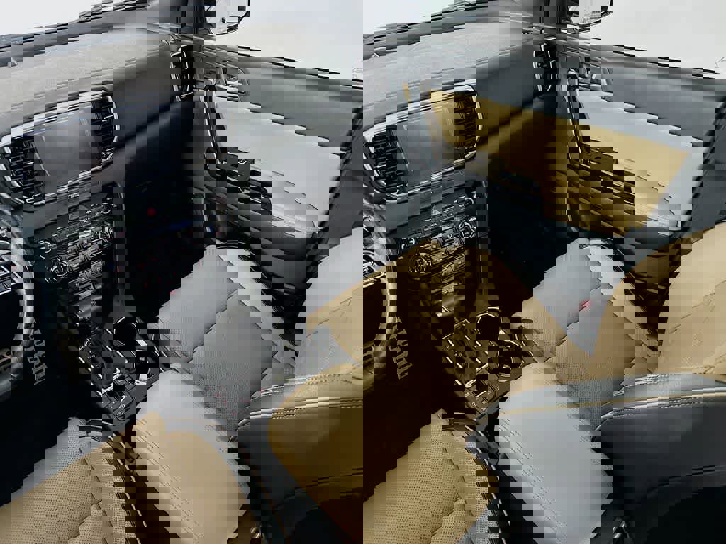 Used 2021 Kia Sportage SX image 11