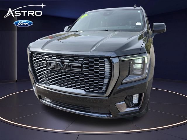 Used 2024 GMC Yukon Denali Ultimate AWD/4WD image 8