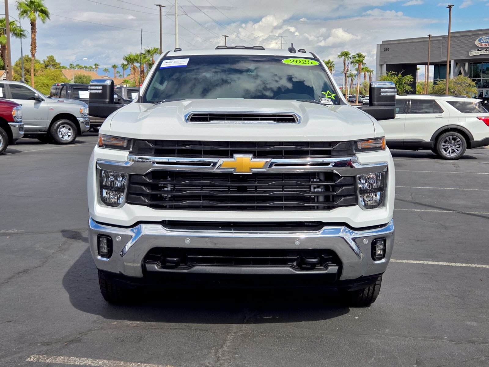 Used 2025 Chevrolet Silverado 3500 LT w/ Safety Package AWD/4WD image 8