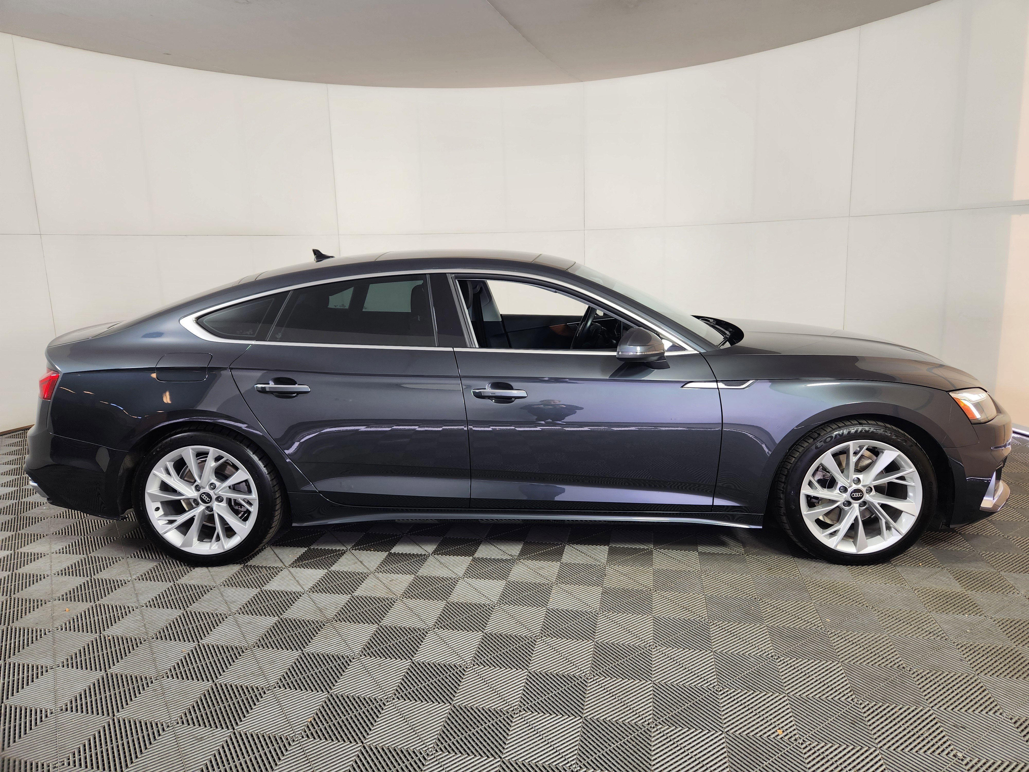 Used 2022 Audi A5 2.0T Premium Plus w/ Premium Plus image 6