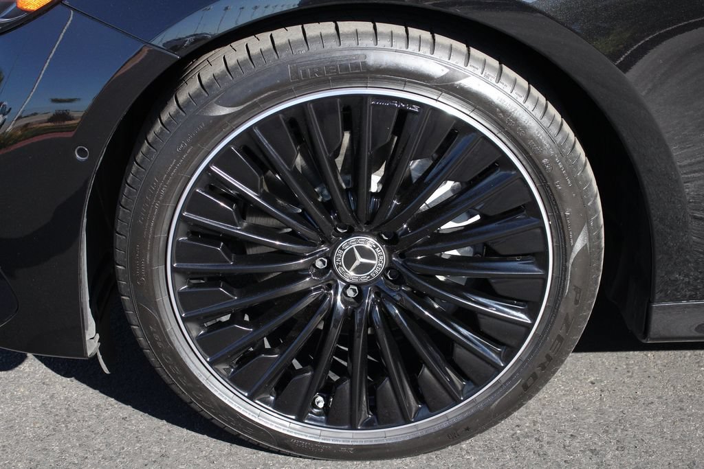 Used 2025 Mercedes-Benz E 350 Sedan image 14
