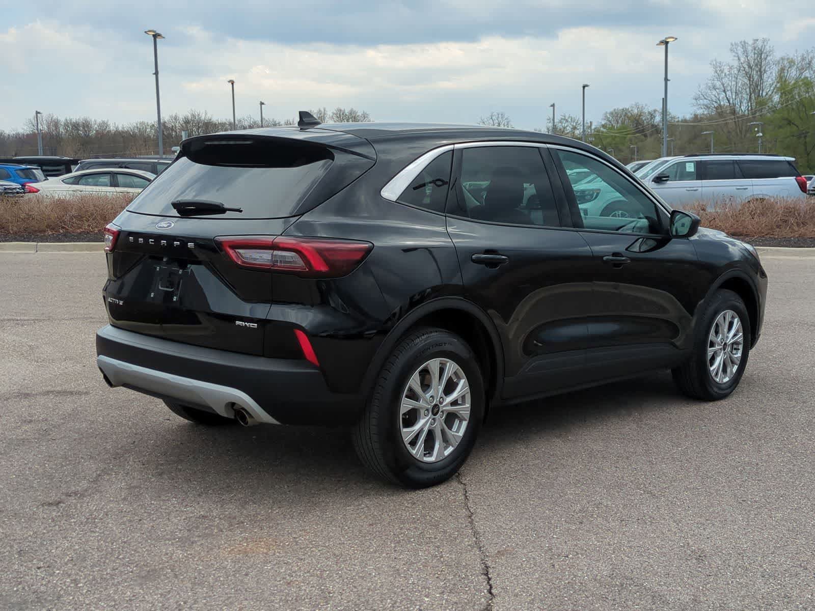 Certified 2023 Ford Escape Active AWD/4WD image 8