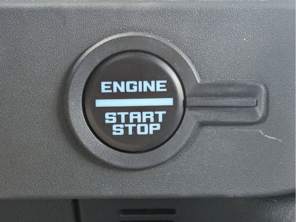 Certified 2025 Ford Bronco Outer Banks AWD/4WD image 14