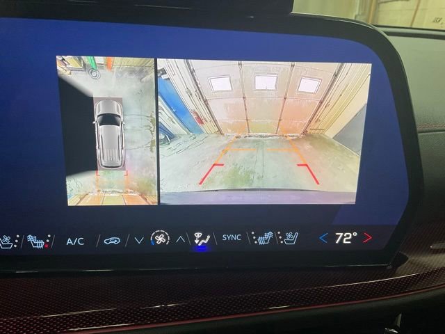 Used 2024 Chevrolet Traverse RS w/ LPO, Floor Liner Package image 15