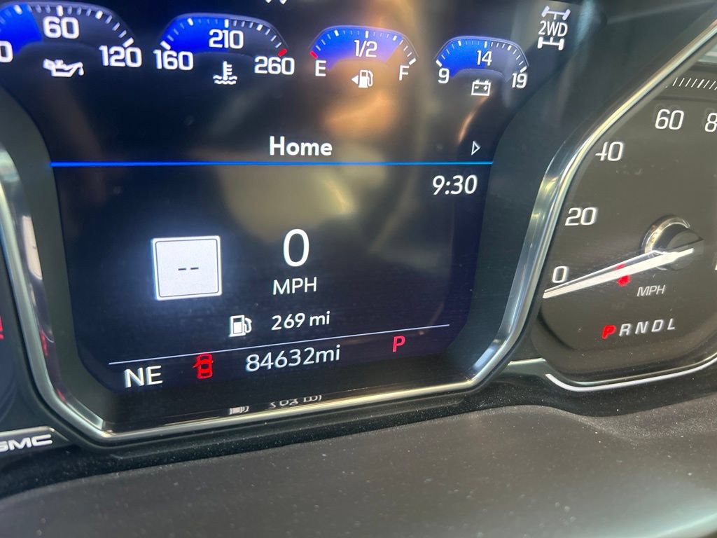 Used 2022 GMC Sierra 2500 Denali AWD/4WD image 3