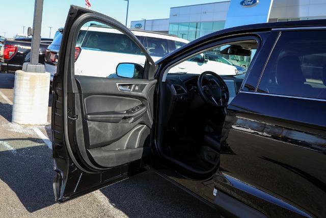 Certified 2024 Ford Edge SEL w/ Convenience Package image 18