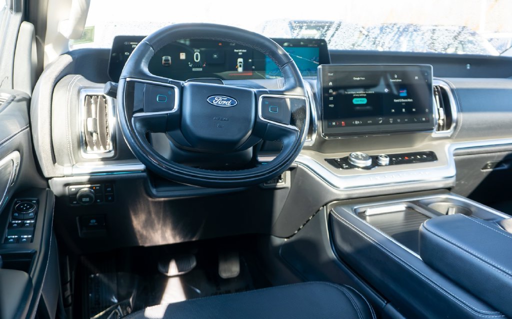 Certified 2025 Ford Expedition Max Platinum AWD/4WD image 15