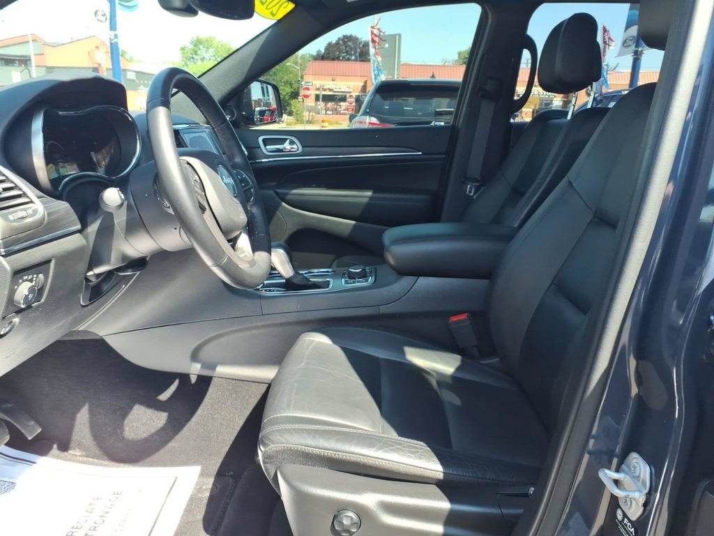 Used 2021 Jeep Grand Cherokee Limited AWD/4WD image 12