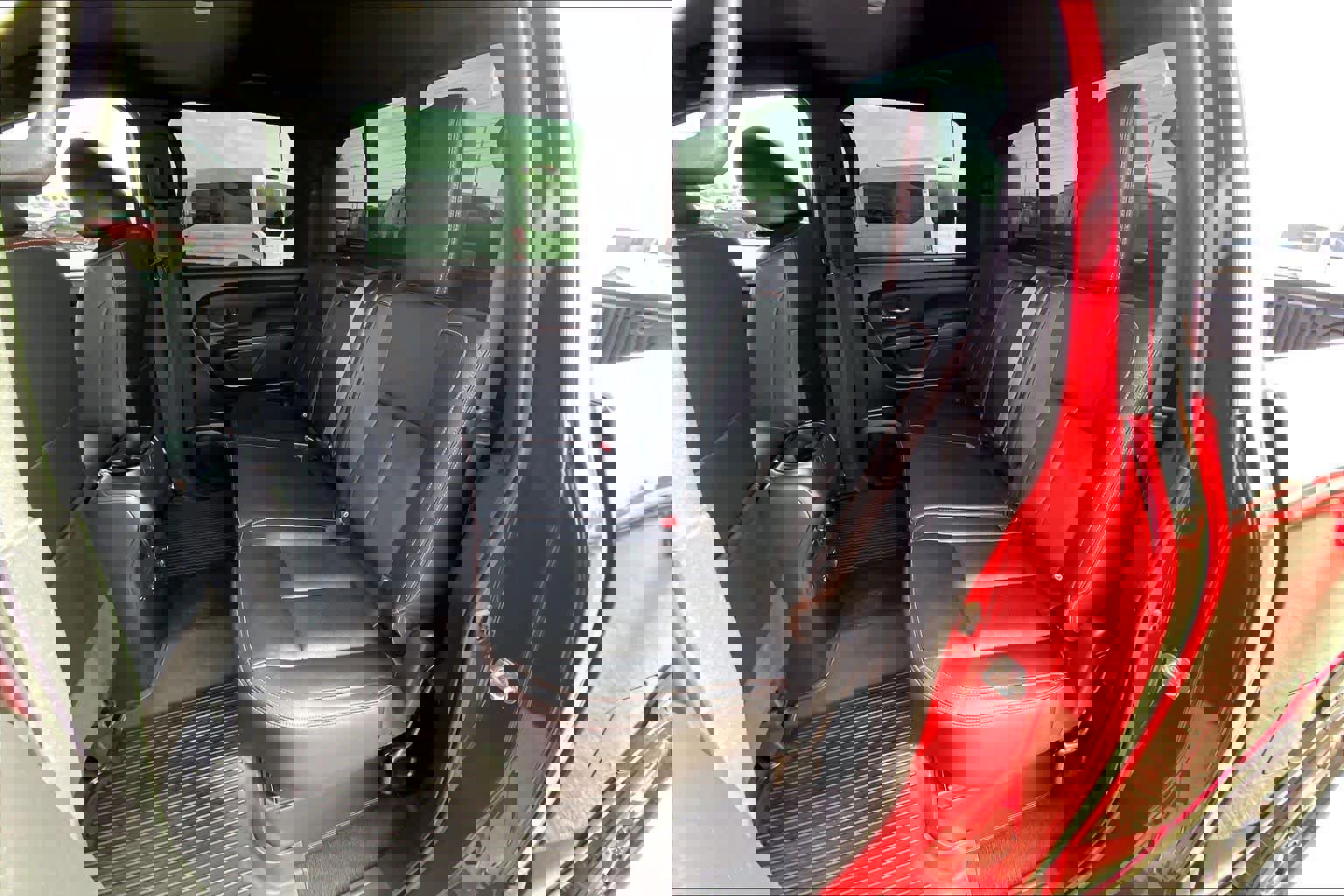 Used 2022 Nissan Titan PRO-4X w/ Pro-4x Convenience Package image 21