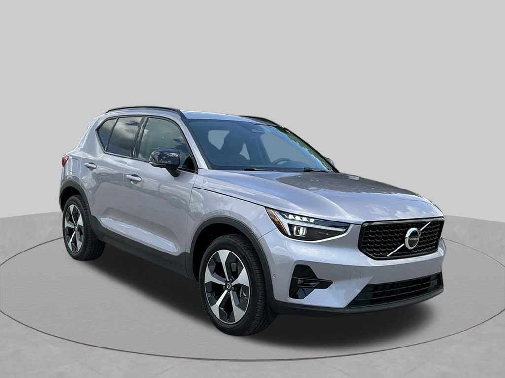Used 2026 Volvo XC40 B5 Plus AWD/4WD image 20