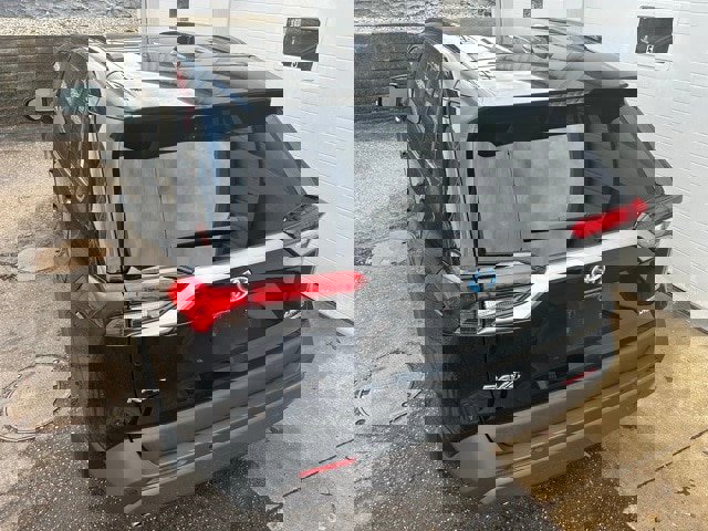 Used 2021 Toyota RAV4 Limited image 4