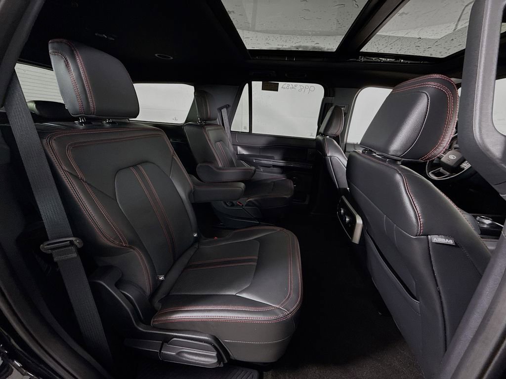 Certified 2023 Ford Expedition Limited image 5