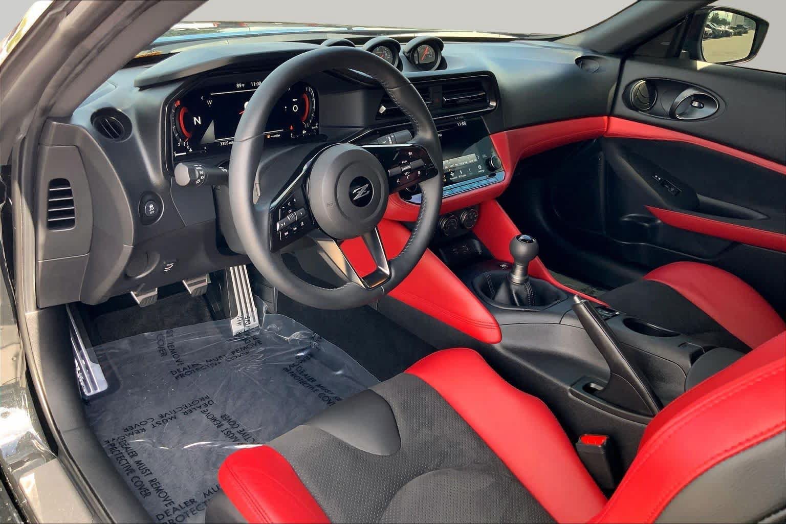 Used 2025 Nissan Z Performance w/ Floor Mat Package RWD image 16