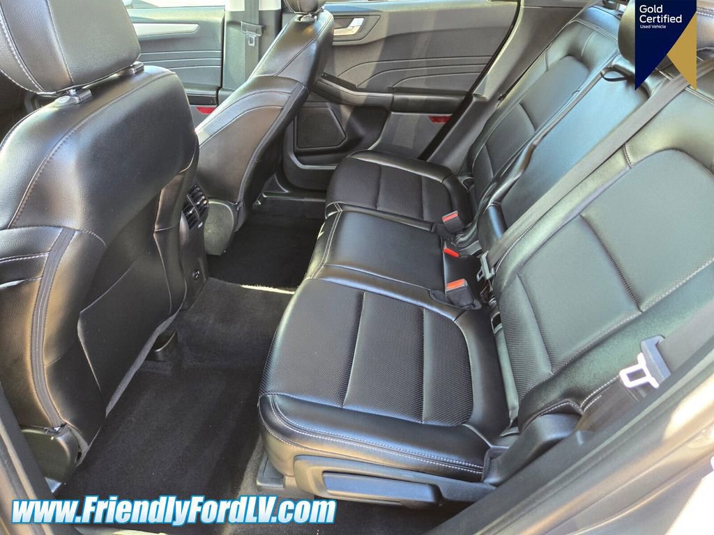 Certified 2022 Ford Escape SEL image 9