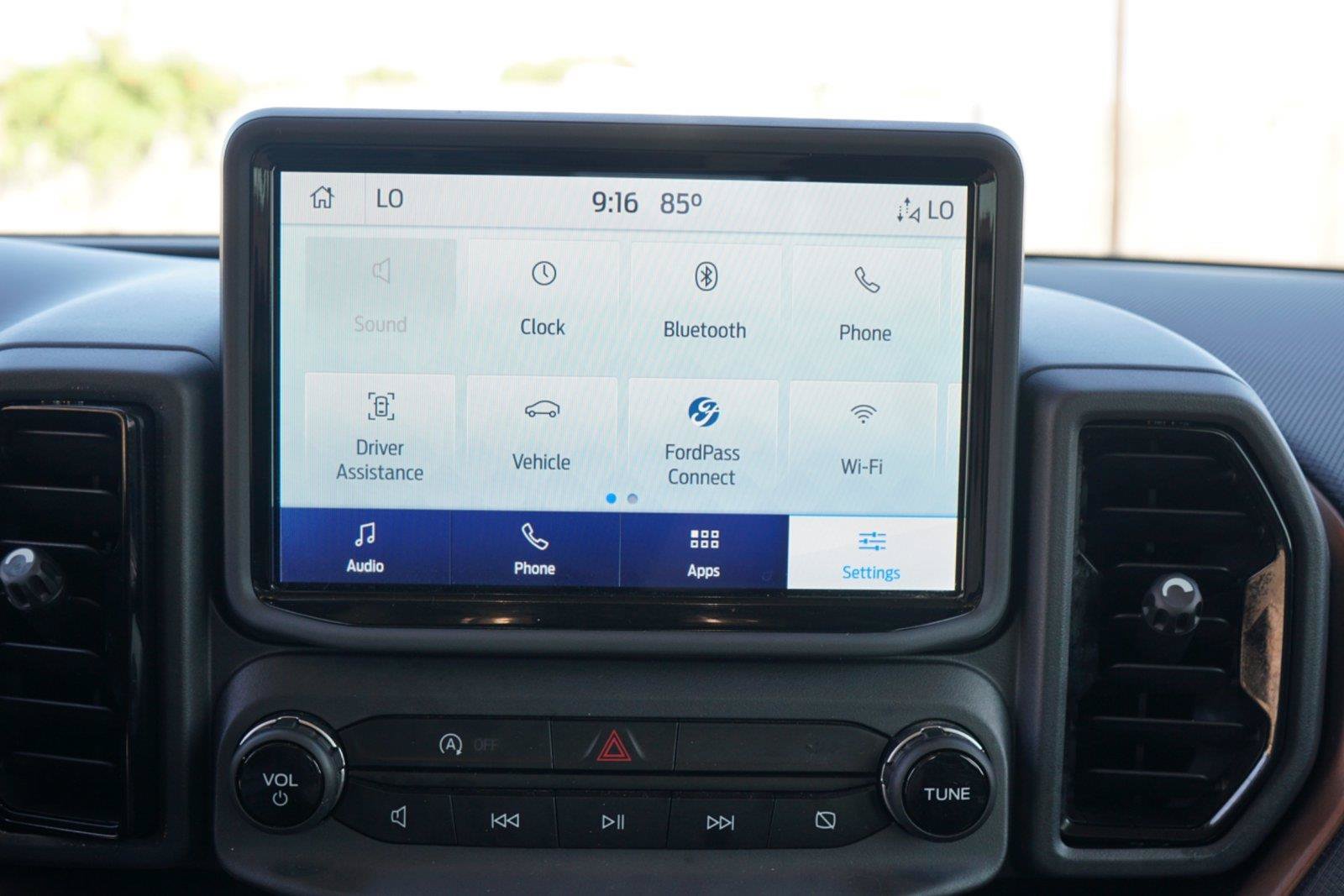 Certified 2022 Ford Bronco Sport Outer Banks w/ Tech Package AWD/4WD image 12