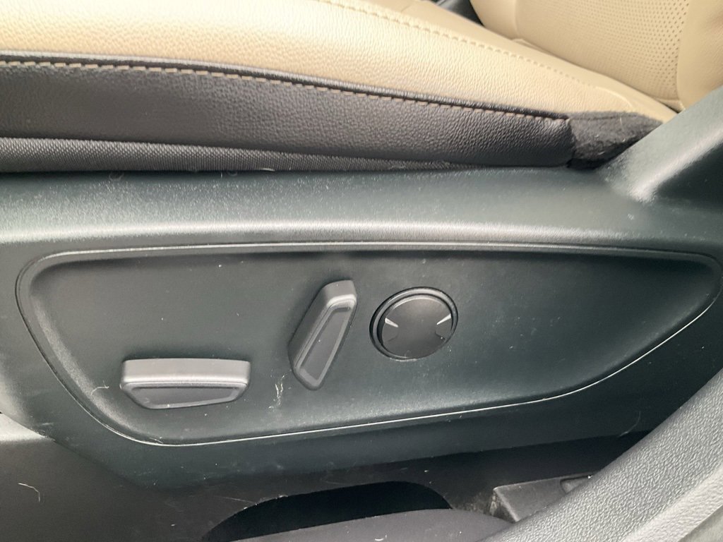 Certified 2022 Ford Escape SEL w/ Technology Package image 19