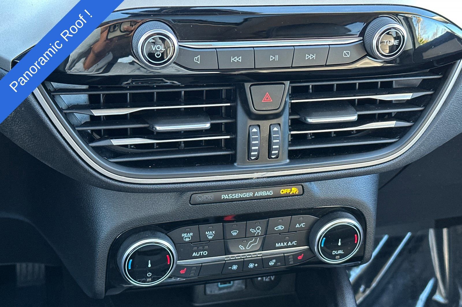 Certified 2022 Ford Escape SEL image 22