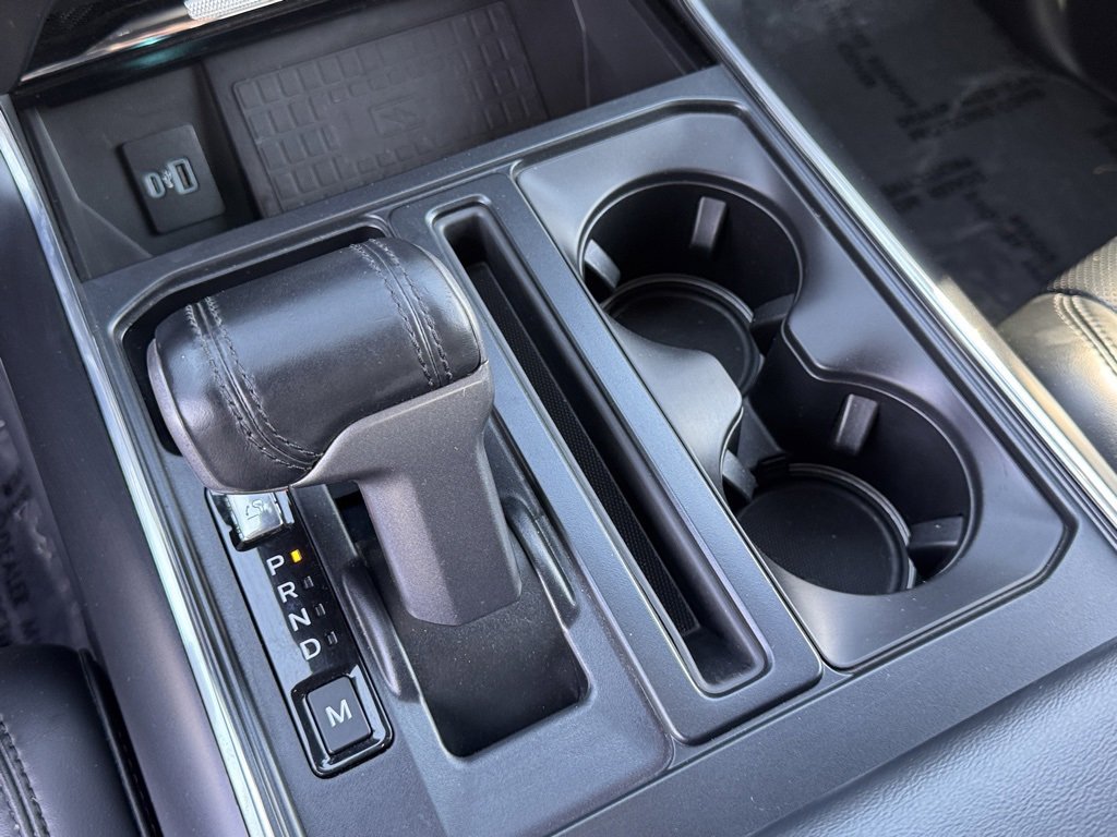 Certified 2021 Ford F150 Raptor w/ Equipment Group 801A High image 25