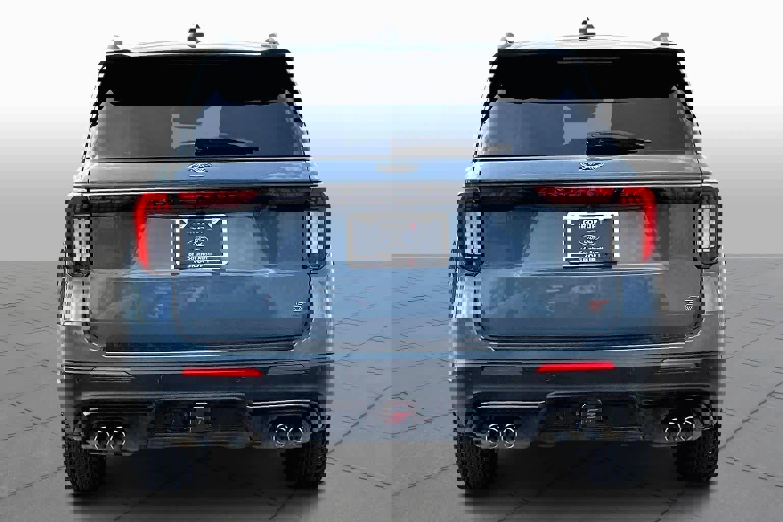 Certified 2025 Ford Explorer ST image 3