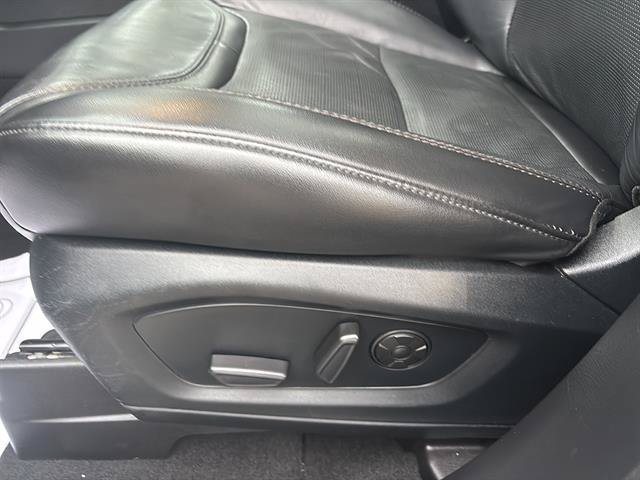 Certified 2021 Ford Explorer Platinum w/ Equipment Group 601A AWD/4WD image 12