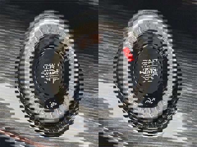 Used 2022 Jeep Wagoneer Series III w/ Rear Seat Video Group 1 image 17