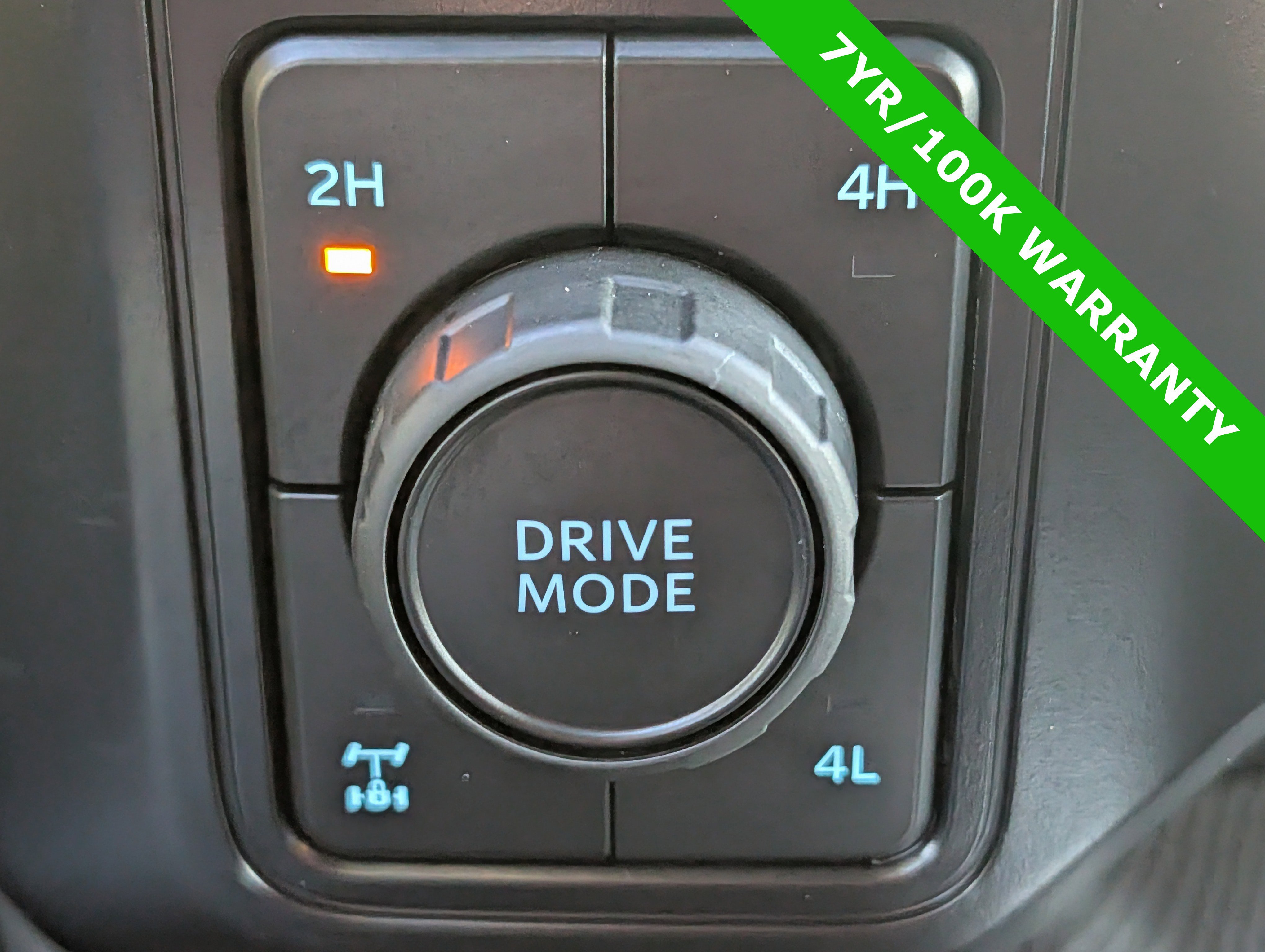 Certified 2025 Ford F350 Platinum image 34