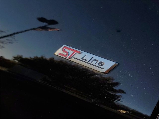 Certified 2023 Ford Explorer ST-Line w/ Class IV Trailer Tow Package image 7