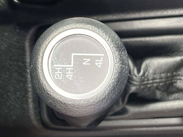Used 2023 Jeep Gladiator Sport AWD/4WD image 30
