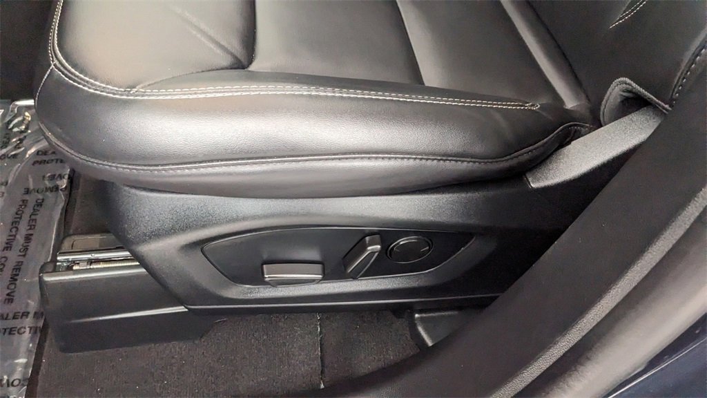 Certified 2023 Ford Explorer XLT w/ Equipment Group 202A image 28