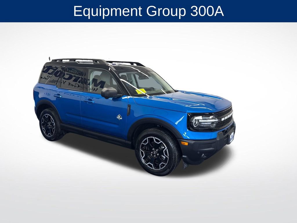 Certified 2025 Ford Bronco Sport Outer Banks w/ Outer Banks Tech Package+ AWD/4WD image 3
