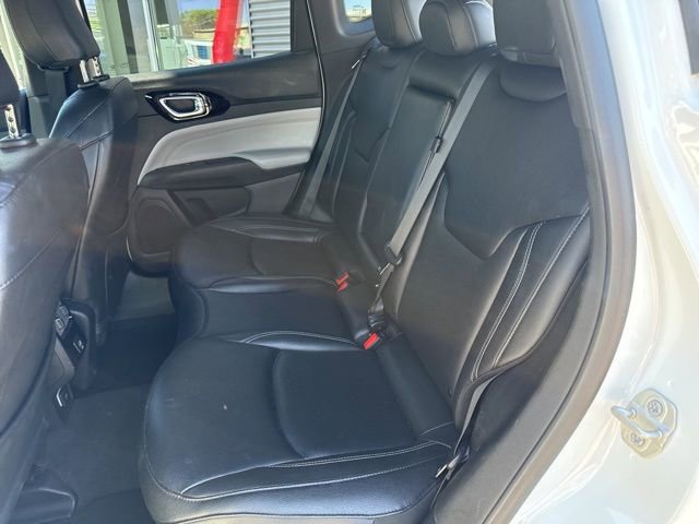 Used 2025 Jeep Compass Limited AWD/4WD image 37