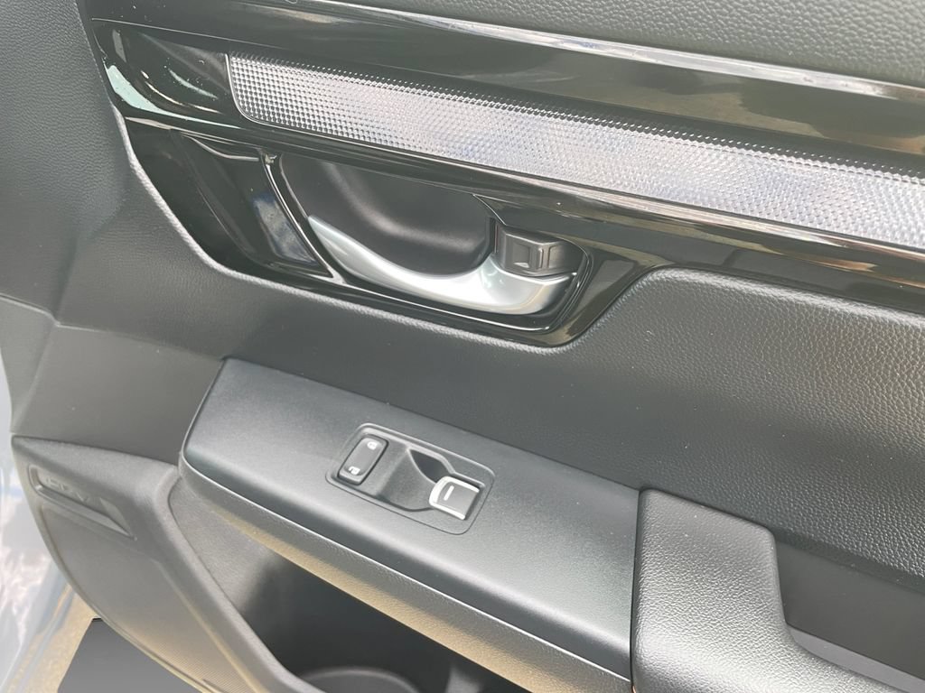 Used 2024 Honda CR-V Sport Touring image 13