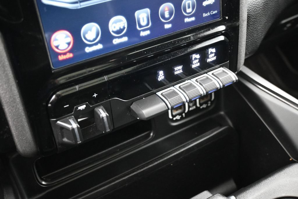 Used 2020 RAM 1500 Big Horn w/ Built-to-serve Edition AWD/4WD image 17