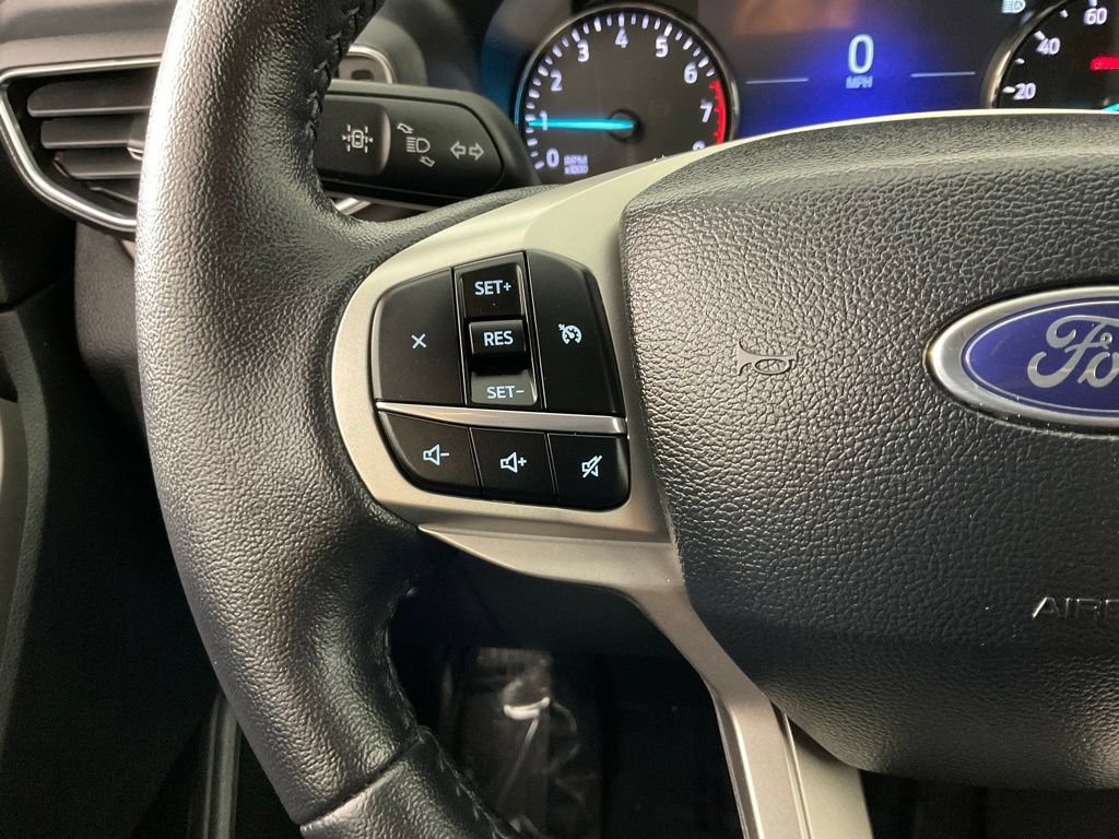 Certified 2024 Ford Explorer XLT w/ Equipment Group 202A RWD image 25