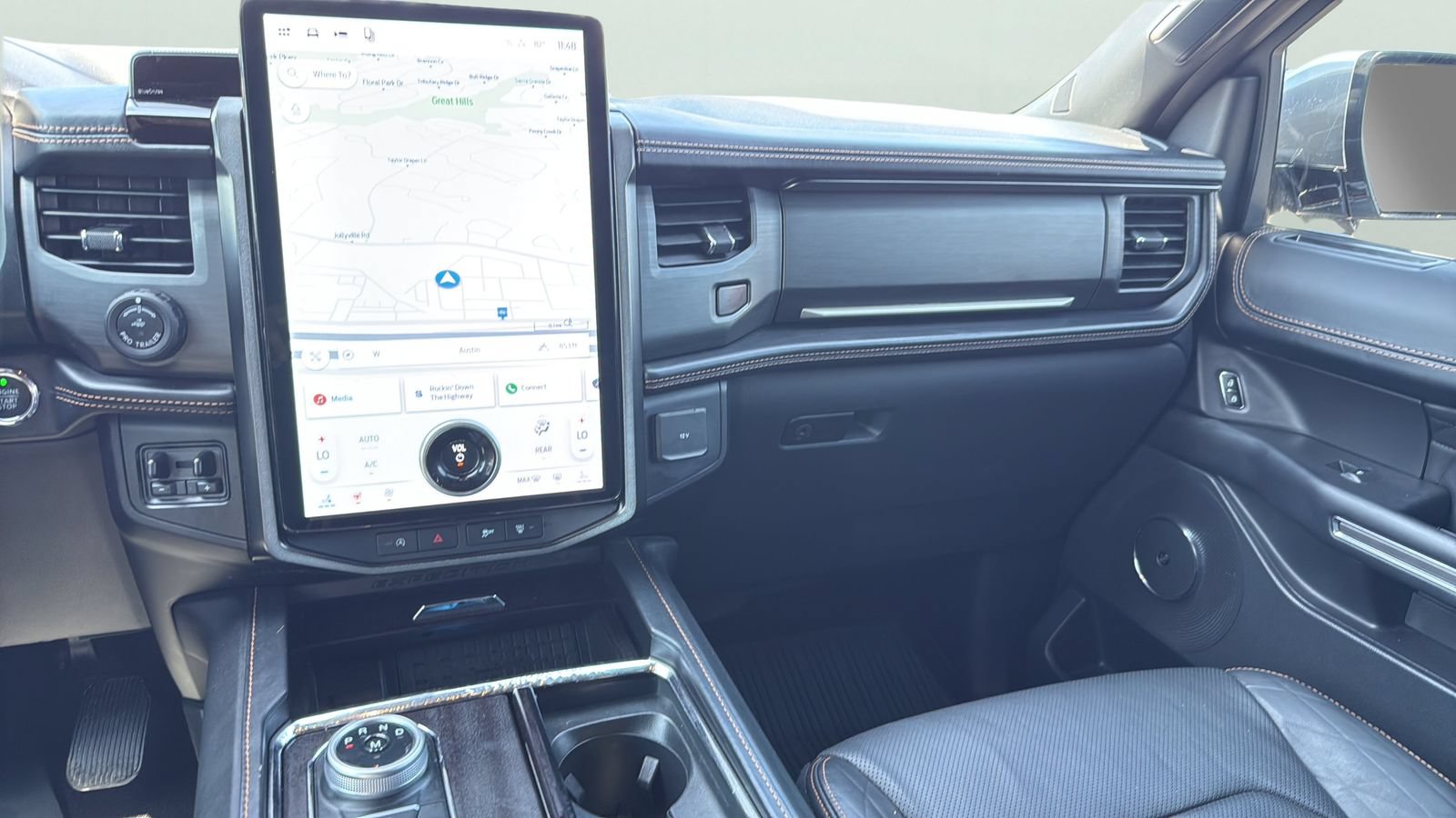 Certified 2023 Ford Expedition Platinum AWD/4WD image 19